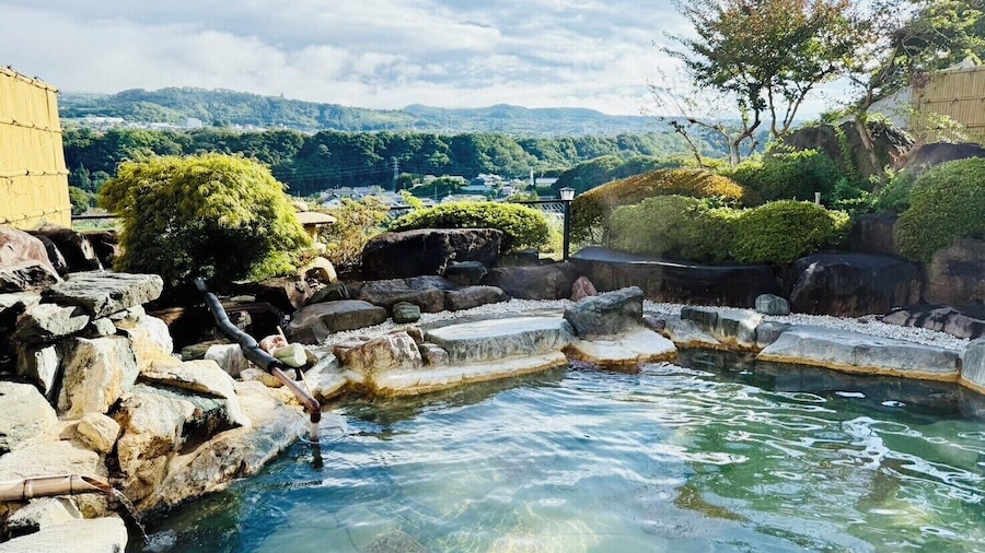 nunobikionsen komoro