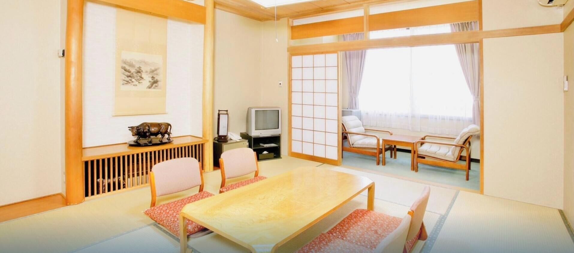 Habitación familiar | Wifi gratis y ropa de cama