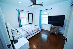 1 habitación, tabla de planchar con plancha, wifi y ropa de cama 