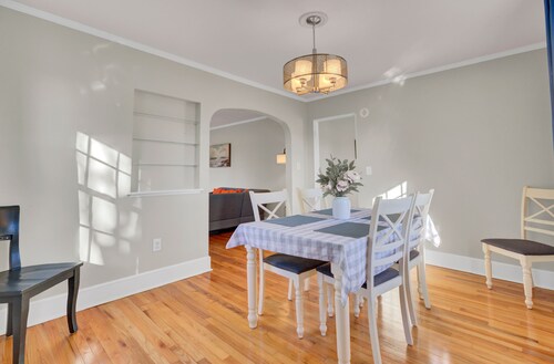 Charleston 4BR Family Retreat • Fenced Yard • Sleeps 10