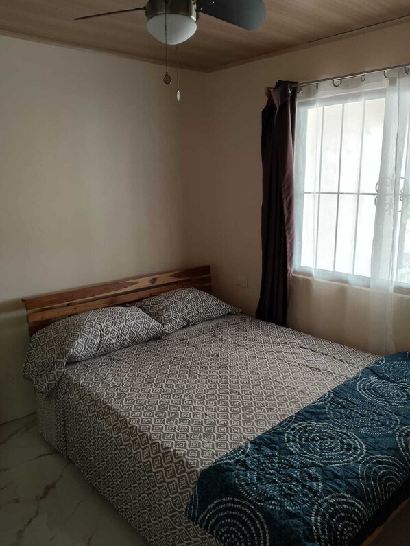 3 bedrooms, WiFi, bed sheets