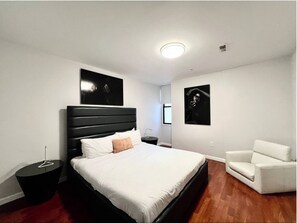 2 bedrooms, iron/ironing board, WiFi, bed sheets - Stylish 2BD apartment in the heart of the City with Prime location! (Philadelphia)