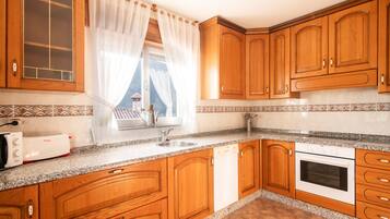 MikrovÄgsugn, ugn, diskmaskin och brödrost