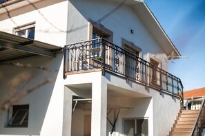 Exterior detail - El Angel Vacation Home (Piñeres De Pria)