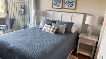 1 bedroom, iron/ironing board, WiFi (free), bed sheets