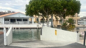 Unclassified image, 5 of 25, button - Kastle on the Keys, Private Dock (Parker)