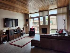Smart TV, fireplace, printers - Kastle on the Keys, Private Dock (Parker)