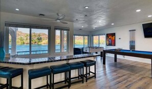 Game room - MEGA Dock House on the Strip (Parker)