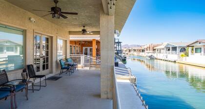 Oceans 11, Canal Front Family Fun, 60-FT Dock