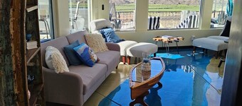 Max View, Million Dollar Lake Views!