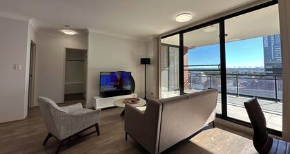 Central Located 2 Bedroom with Parking Close Train