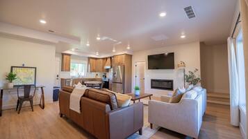 TV connectée, cheminée