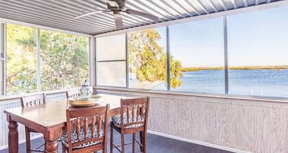 2 Waterfront Homes w Pvt Docks, Kayaks, Outdoor Spaces, Gulf Views