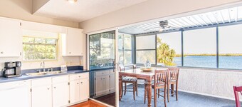 2 Waterfront Homes w Pvt Docks, Kayaks, Outdoor Spaces, Gulf Views