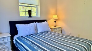 6 Schlafzimmer, Schreibtisch, Bügeleisen/Bügelbrett, kostenloses WLAN