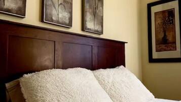 3 Schlafzimmer, Bügeleisen/Bügelbrett, WLAN, Bettwäsche