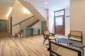 Interior - VLC Host - Royal Flush 2 (Valencia)