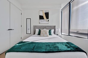 2 dormitorios, tabla de planchar con plancha, wifi gratis y ropa de cama