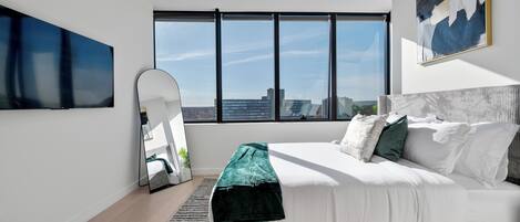 2 bedrooms, desk, free WiFi, bed sheets