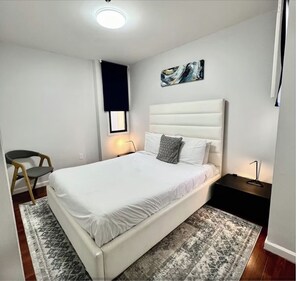 2 bedrooms, iron/ironing board, WiFi, bed sheets