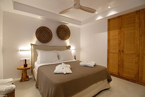 4 Schlafzimmer, Bügeleisen/Bügelbrett