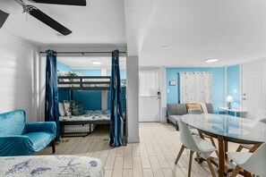 1 chambre, Wi-Fi gratuit, draps fournis