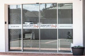 Entrée de l’hébergement