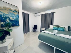 3 makuuhuonetta, silitysrauta/-lauta, vauvan matkasänky, ilmainen Wi-Fi