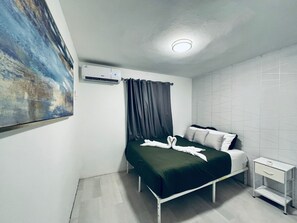 3 soverom, strykejern/-brett, reiseseng for barn og wi-fi (inkludert)