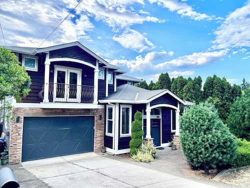 Charming house in enchanting Portland with AC, WiFi