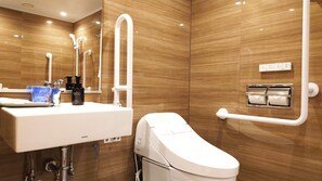 Chambre Double Standard | Salle de bain | Ensemble douche/baignoire, articles de toilette gratuits, sĂšche-cheveux