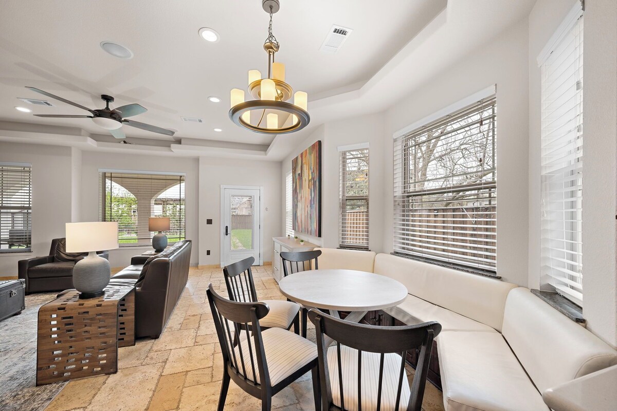 Photo 35 of NEW King Bed Houston Haven w/ Hot Tub!