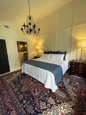 4 soveværelser, skrivebord, strygejern/strygebræt, gratis Wi-Fi