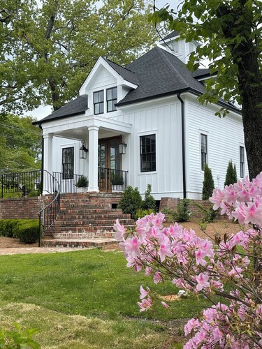 The Carriage House of Corinth is a remodeled home with loads of charm