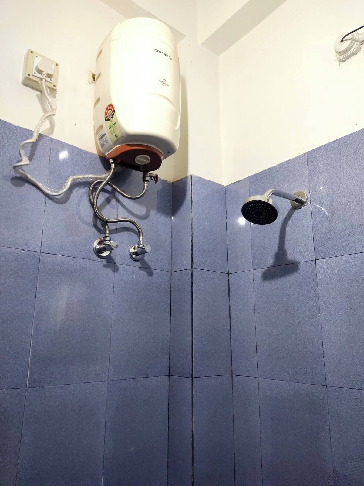 Serviettes fournies, savon