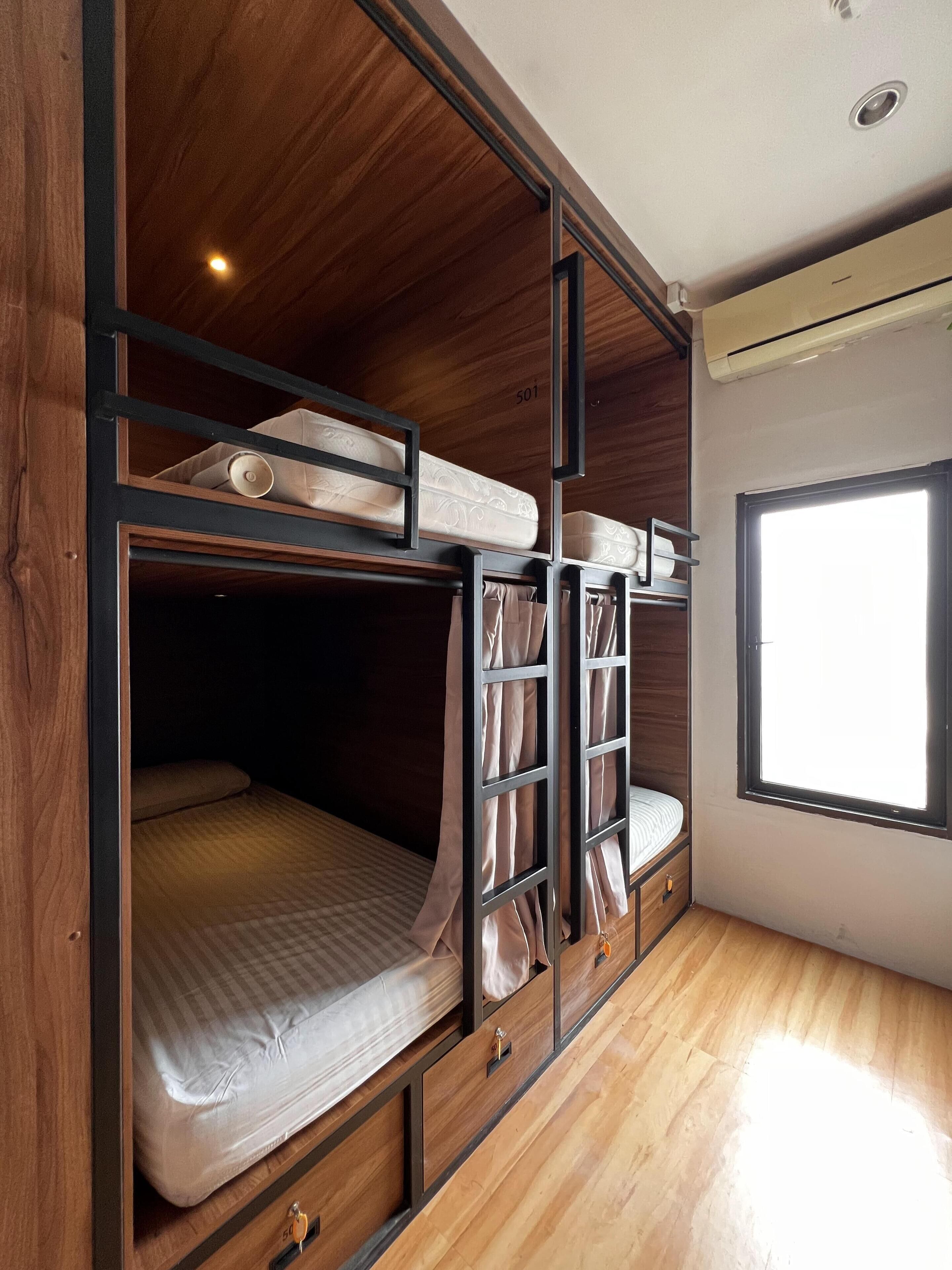 무료 WiFi, 침대 시트