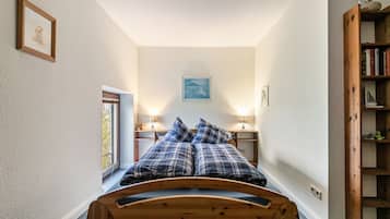 6 sovrum, strykjÀrn/strykbrÀda, gratis wi-fi och sÀngklÀder