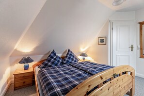 6 soverom, strykejern/-brett, wi-fi (inkludert) og sengetøy