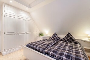 4 soverom, strykejern/-brett, wi-fi (inkludert) og sengetøy