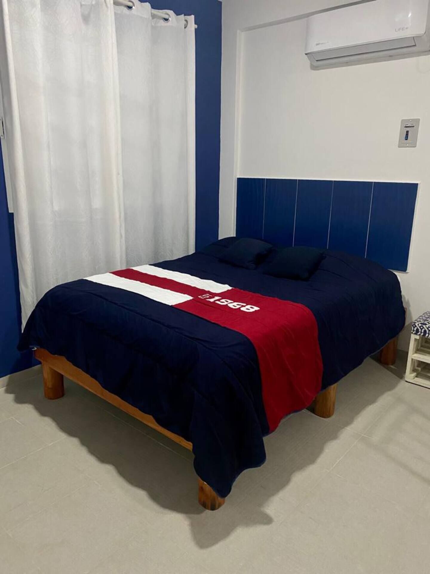 1 bedroom, WiFi, bed sheets