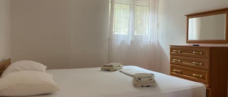 2 bedrooms, free WiFi, bed sheets