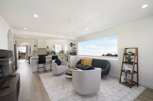 Oceanview Sunset View 3BR Luxe Home Yard