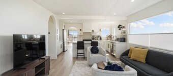 Oceanview Sunset View 3BR Luxe Home Yard