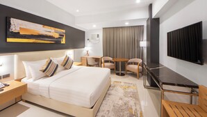OLIVE SUITE ( Queen Bed ) - AMARAH HOTEL (Butuan)