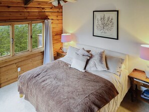 5 chambres, fer et planche à repasser, Wi-Fi, draps fournis