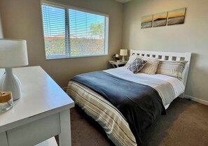 2 Schlafzimmer, Bügeleisen/Bügelbrett, Reisekinderbett, WLAN