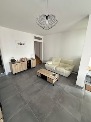 Smart TV, videojuegos, libros