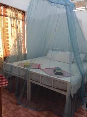 Basic Double Room, Garden View