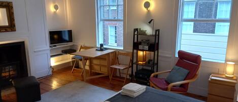 1 camera, ferro/asse da stiro, Wi-Fi, lenzuola