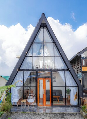 Front of property - Zaa Villa (Dieng Kulon)